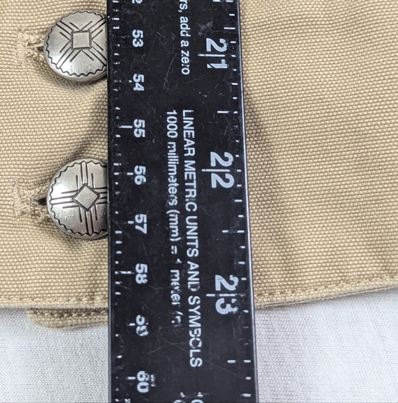 Lauren Ralph Lauren with Floral Embroidered Lapel, Cuffs and Back Size Large - Picture 7 of 8